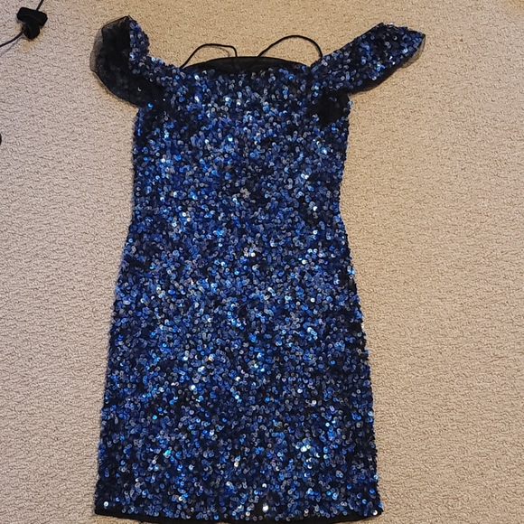Aidan Mattox sequined mini dress - Picture 2 of 6